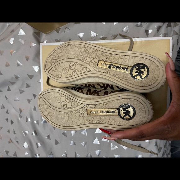 Michael kors women’s sneakers - Picture 4 of 5